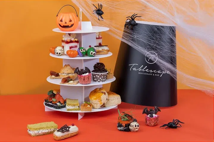 tablescape Halloween Afternoon Tea 2022