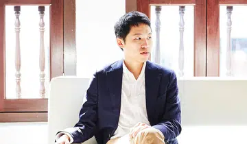 Alex Fan of Sunday Bedding