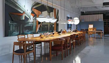 Vintage furniture by 20th century Danish designers at 1B2G.