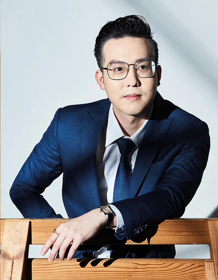 Alvin Chong, Finance Professional