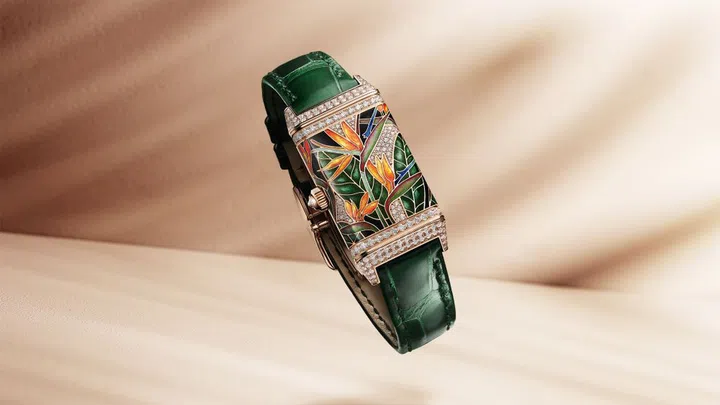 Jaager-LeCoultre Reverso One Precious Flowers: Birds of Paradise. (Photo: Jaeger-LeCoultre)