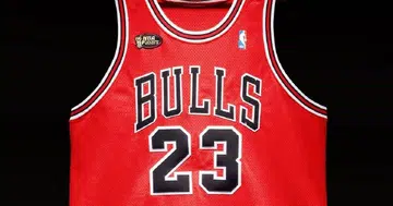 auction_sale_Chicago_bulls_jersey_Michael_Jordan
