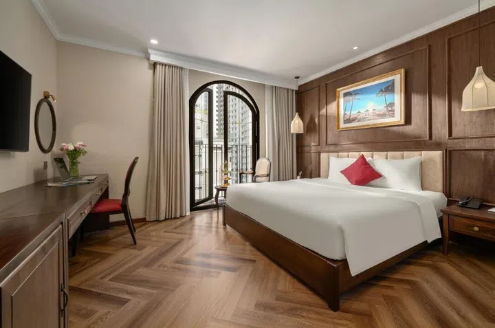 Golden Lotus Luxury Hotel Danang