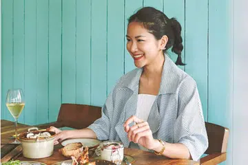 Krystal Tan