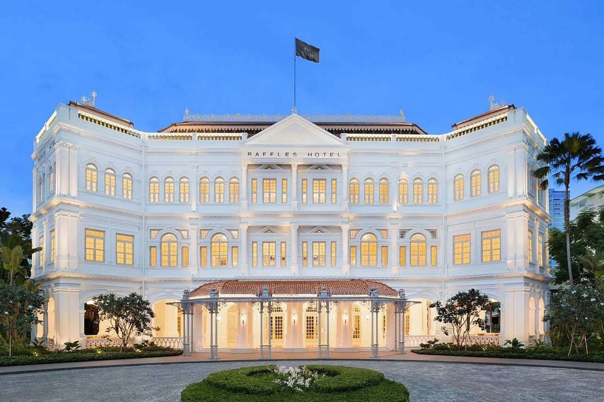 Raffles Hotel facade