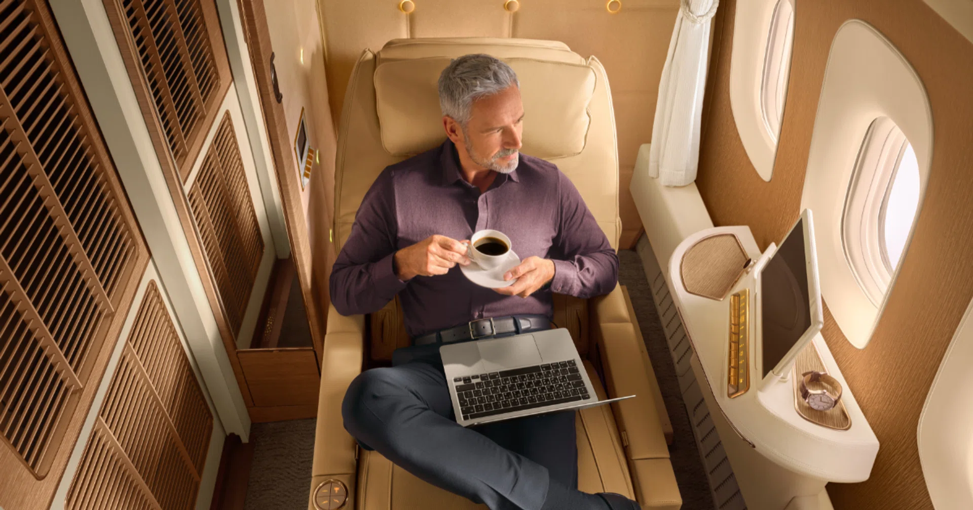 emirates first class cabin experience