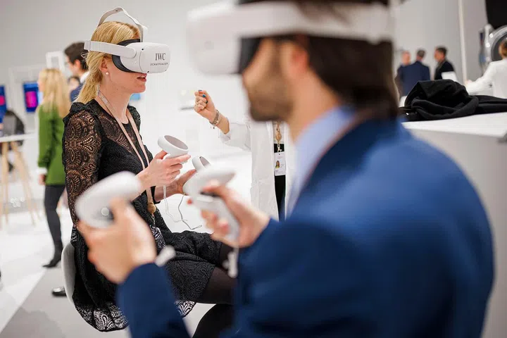 Visitors engaging in horological discovery in the LAB (Credit: WWGF/Keystone/Valentin Flauraud)