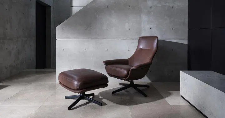 Custom design options for the Seymour armchair include a swivel or fixed base. (Photo: King Living)