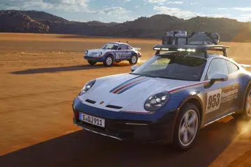 Porsche 911 Dakar car
