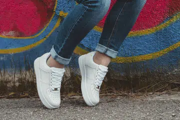 Sneaker collecting and speculation in China