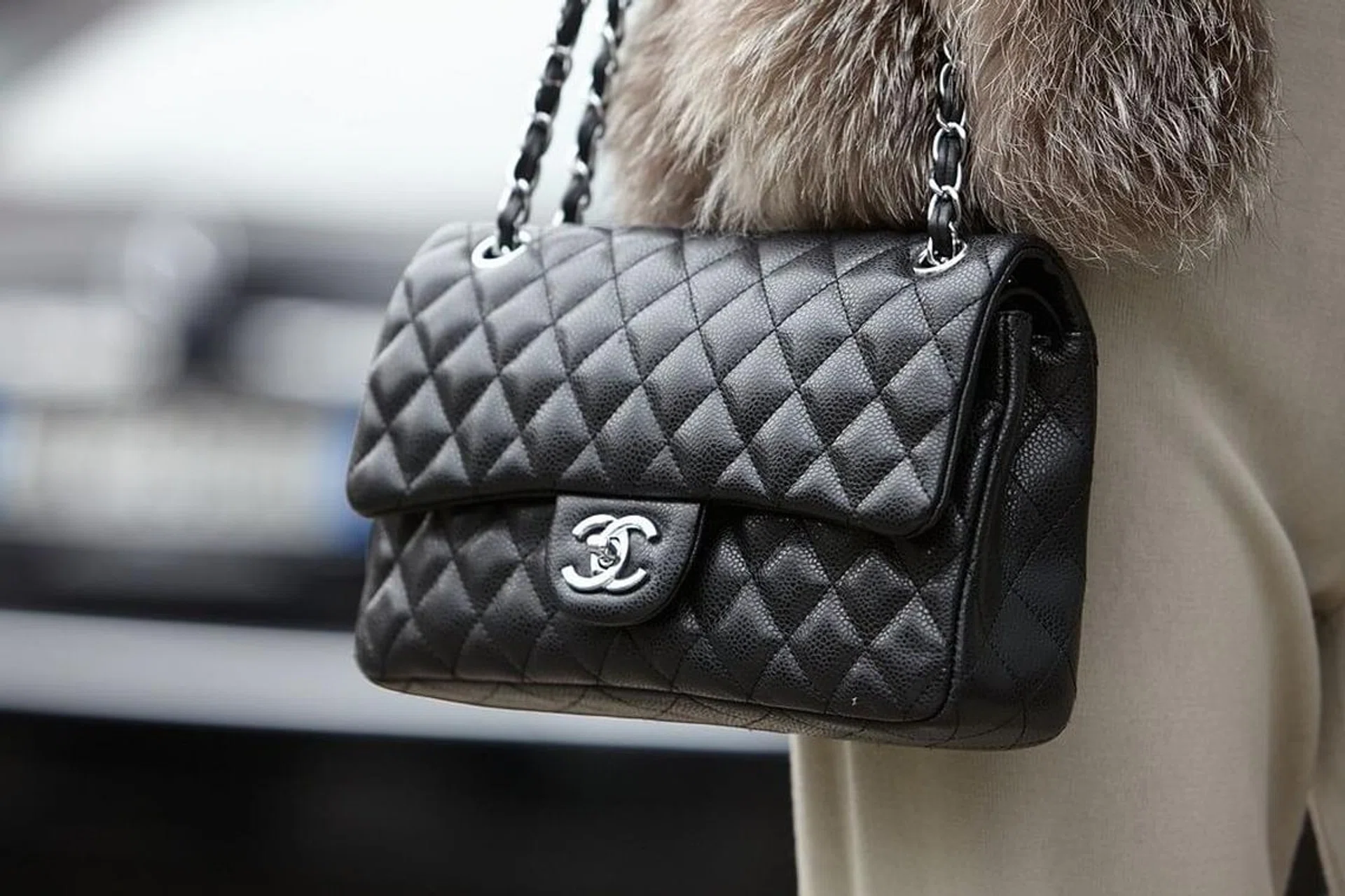chanel 2.55 bag black leather