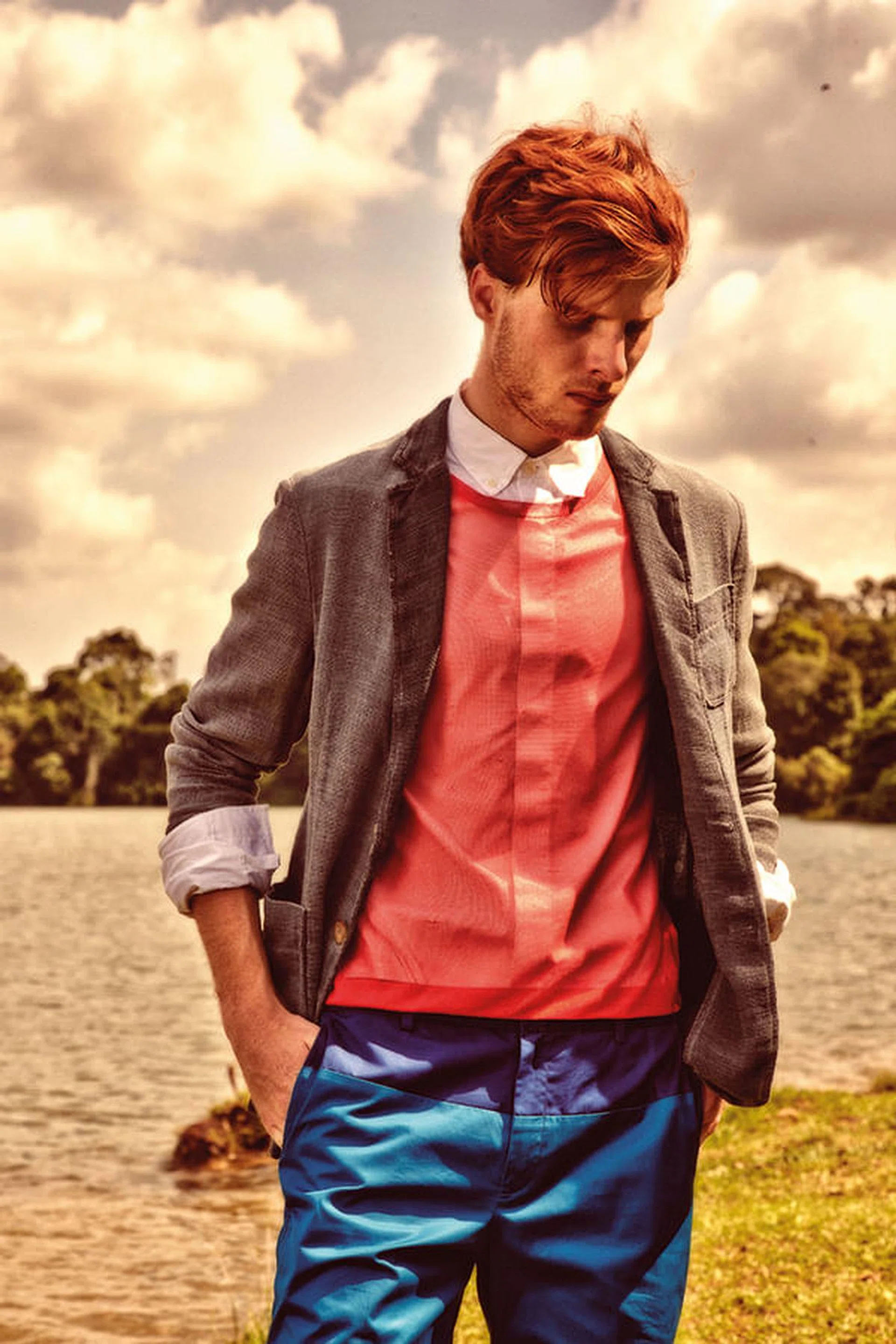 Lightweight layers make for an easy day-off outfit that still looks put together,

Cotton jacket, from Giorgio Armani. Sheer pullover, from Salvatore Ferragamo. Poplin shirt, from Hermes. Cotton shorts, from CK Calvin Klein.