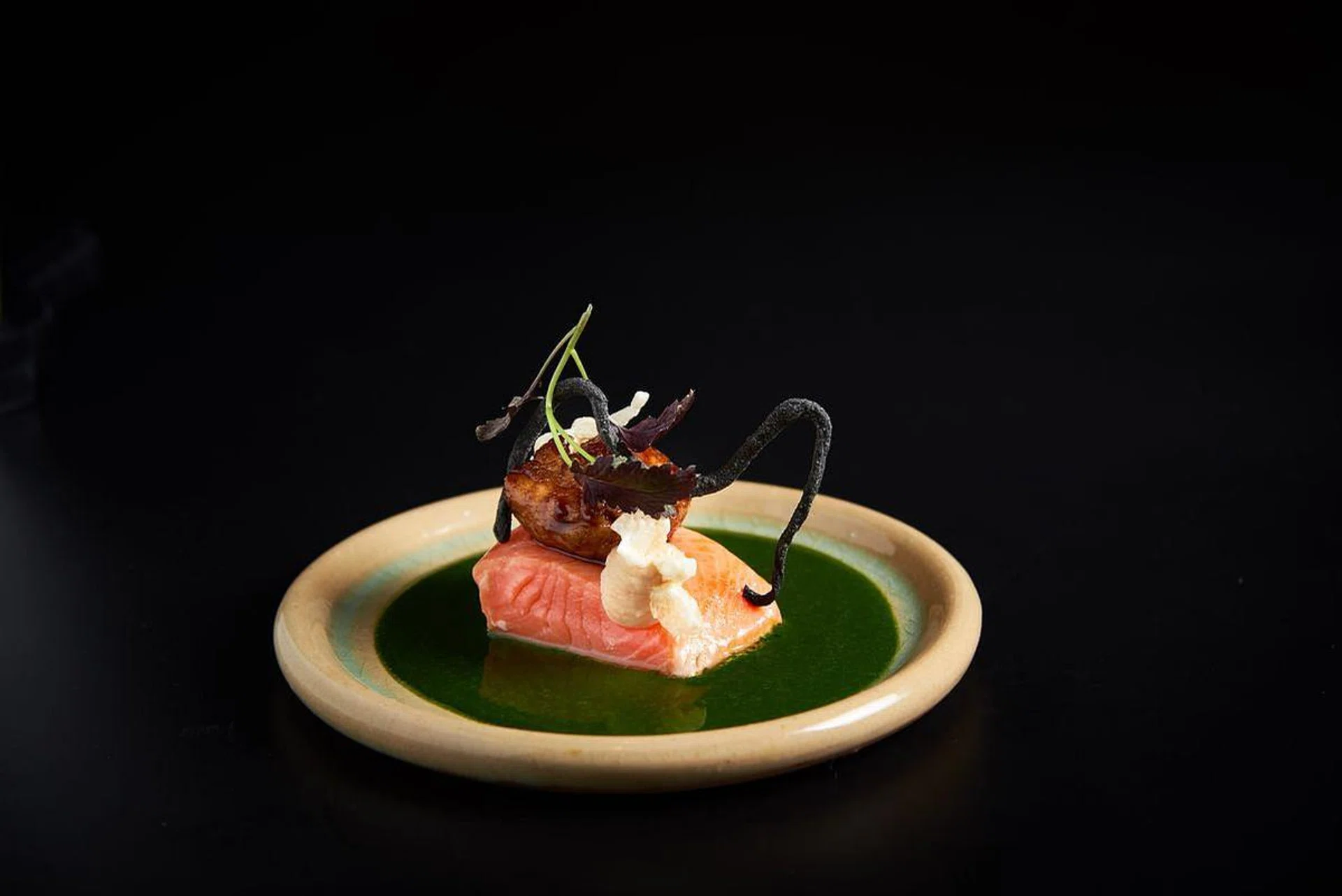 Restaurant Lerouy - Sea trout with veal sweetbread