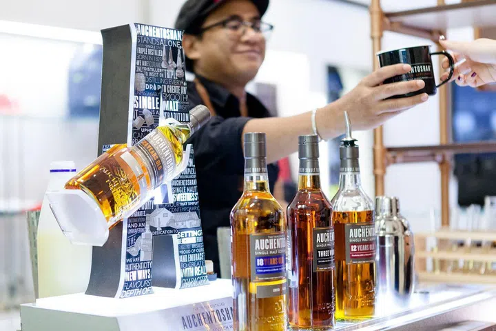 Auchentoshan 12 , 18 year old malt & Three Wood malt