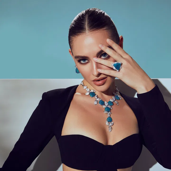 Amee Philips Flor de la Mar high jewellery set featuring unheated Brazilian Paraiba tourmalines totalling 140.94 carats. (Photo: Amee Philips)