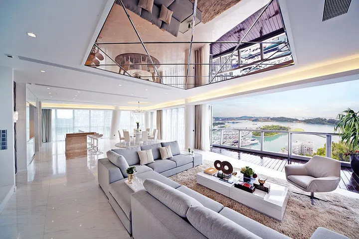 A mirrored ceiling enhances the view of Keppel Bay.