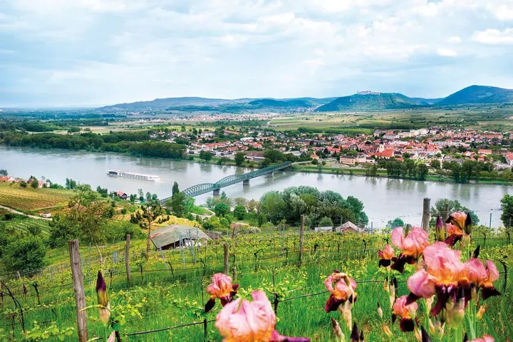 river cruise