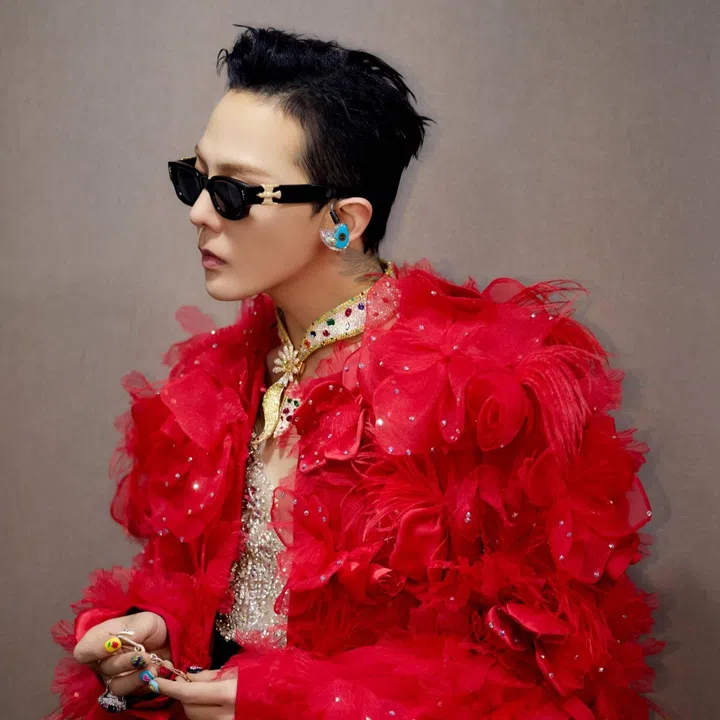 k-pop star G-Dragon