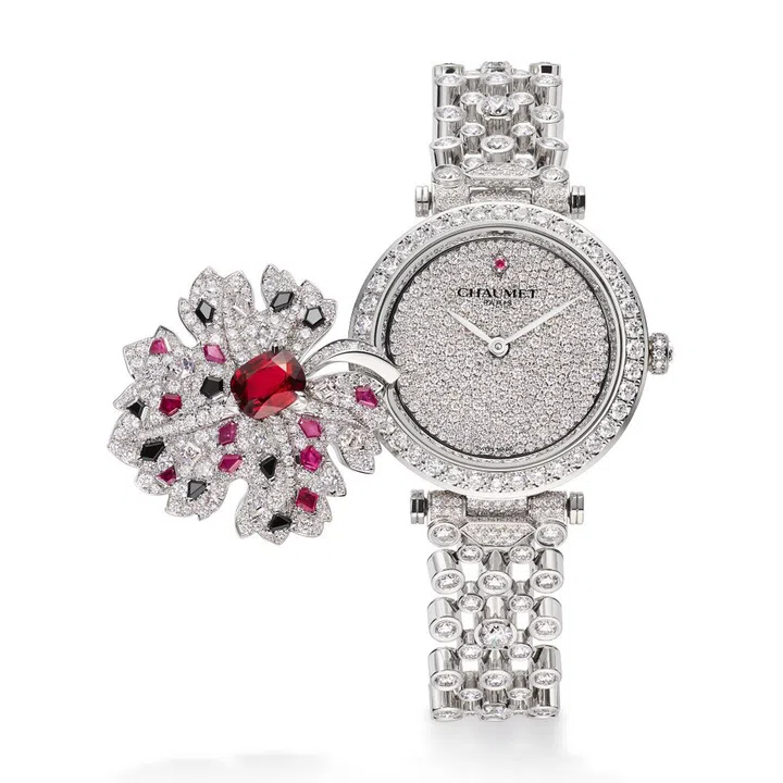 Le Jardin de Chaumet Fields Feuille de Vigne secret watch. (Photo: Chaumet)