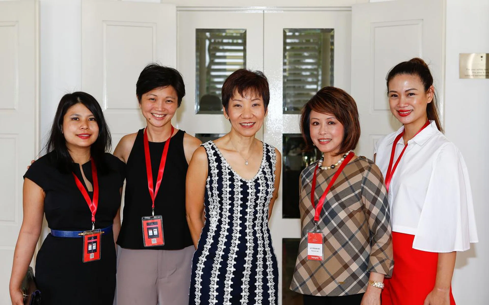 Marilyn Lum, Mei Chee, Minister Grace Fu, Dr Lily Triatasana Neo and Tjin Lee 
