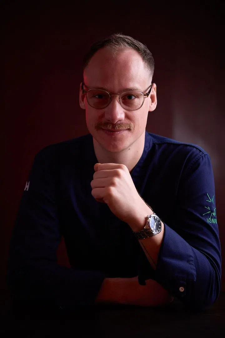 Executive chef Arne Riehn of IGNIV Bangkok. (Photo: IGNIV Bangkok)