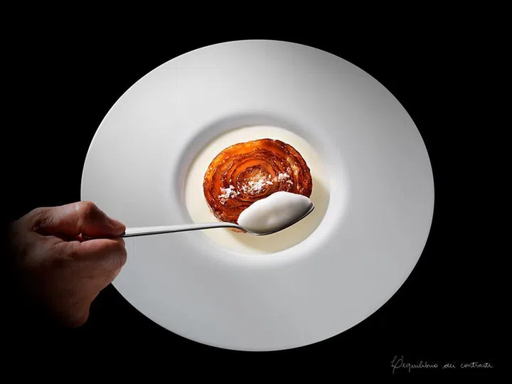 Caramelised onion with hot and cold grana padano
