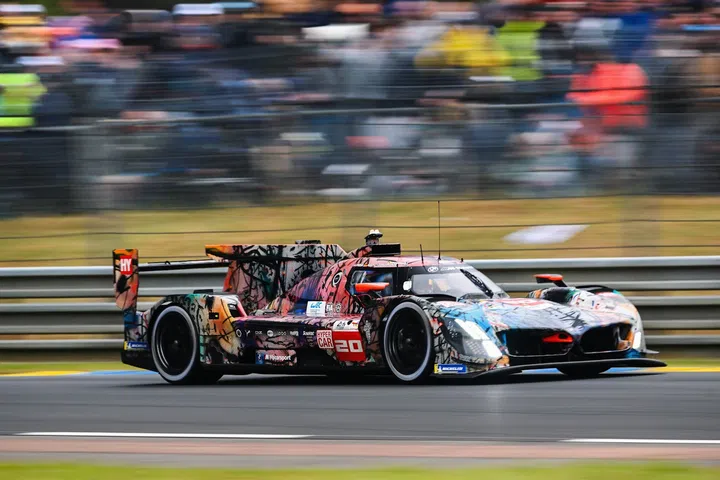 The BMW M Hybrid V8 transformed into the BMW 20th Art Car by Julie Mehretu, competing in the 24 Hours of Le Mans endurance race. (Photo: BMW AG)
