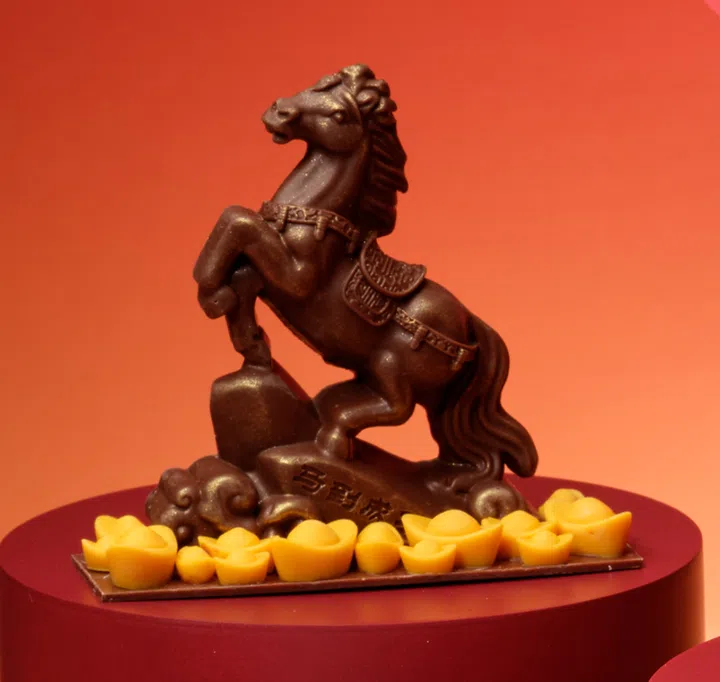 horse-shaped goodies