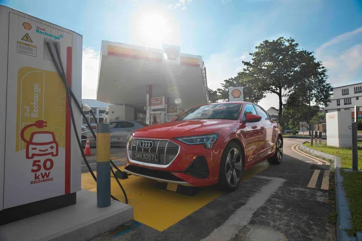 The Audi e-tron SportBack 50 being charged.