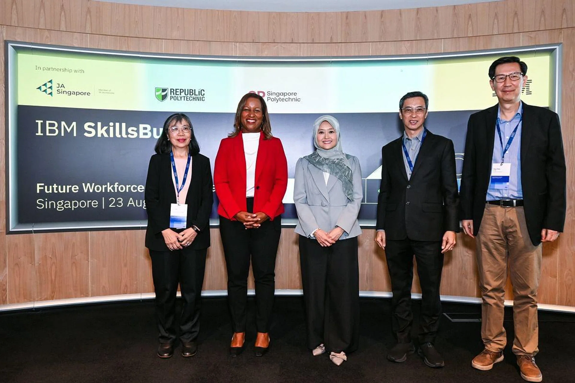 From left to right: Ng Hau Yee, Executive Director & Board, Junior Achievement Singapore; Justina Nixon-Saintil, Vice President for Corporate Social Responsibility and Chief Impact Ofﬁcer, IBM; Ms Rahayu Mahzam, Minister of State, Ministry of Digital Development and Information; Loh Yew Chiong, Deputy Principal, Singapore Polytechnic; and Fong Yew Chan, Chief Technology Officer, Republic Polytechnic