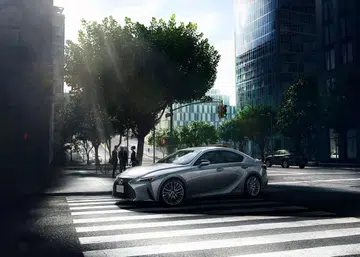 Lexus IS300h