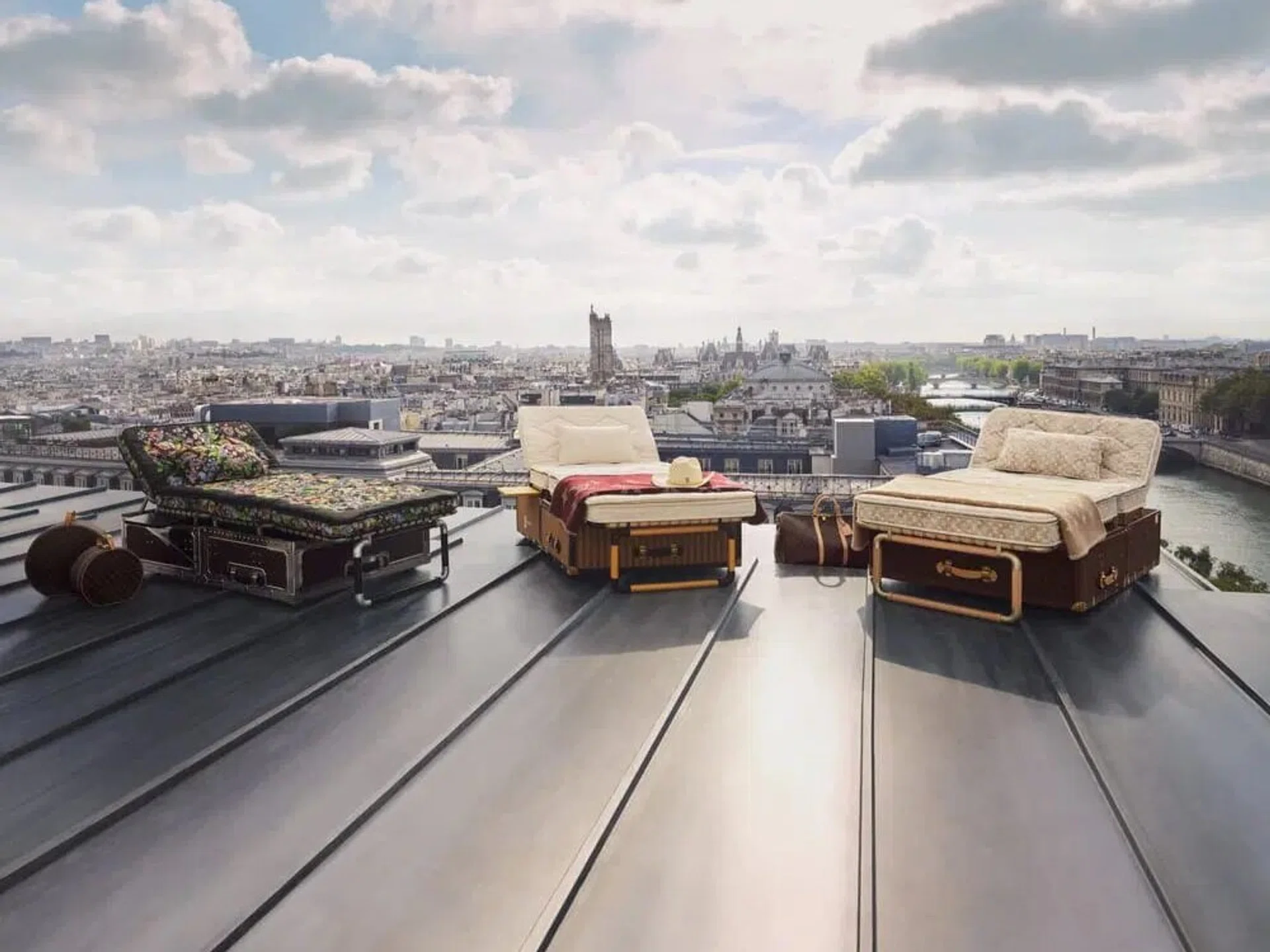 Louis Vuitton Bed Trunk