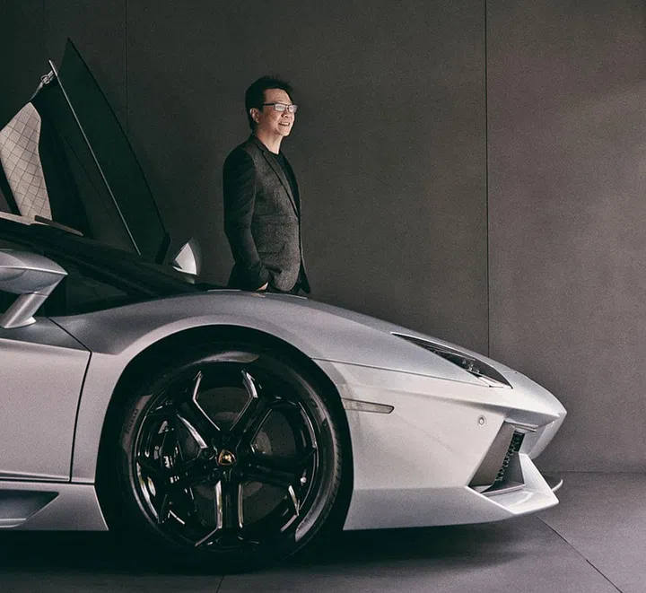The 6.5-litre V12 Aventador Roadster LP700-4 (left) has a top speed of 350kmh and goes from 0-100kmh in 2.9 seconds.