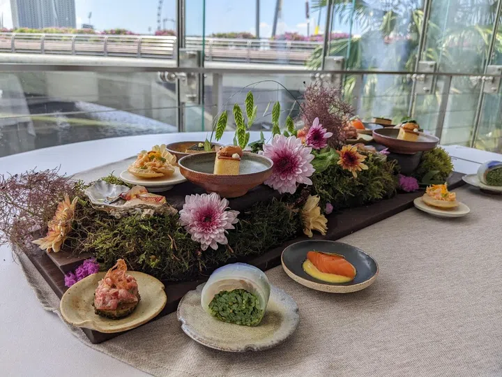 The Mid Summer in Sonoma & Singapore appetizer platter. (Photo: Kenneth SZ Goh) 