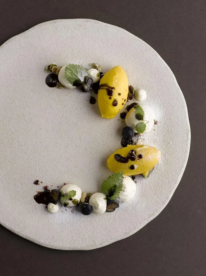 pumpkin-yoghurt-white-chocolate-blueberry