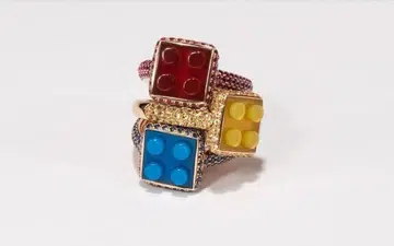 Ring Nadine Ghosn