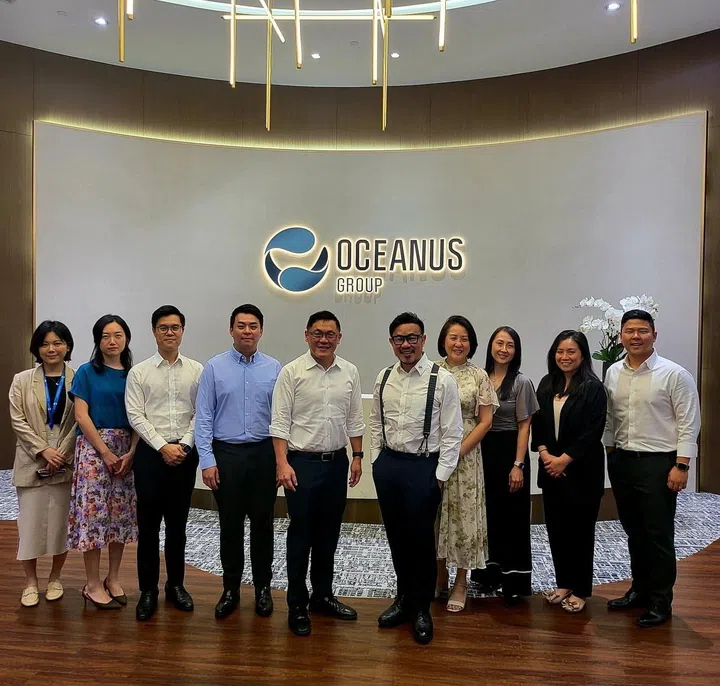 Peter Koh with Lee Chuan Teck, CEO of Enterprise Singapore, and his senior management team.