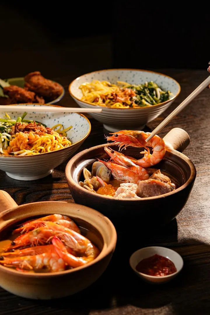 While you won’t find the usual fare from Zhup Zhup at One Prawn & Co (pictured), be assured that the heart of the two brands remains the same: you’ll always find high-quality ingredients and meticulous preparation for chef Gwyneth. (Photo: One Prawn & Co)