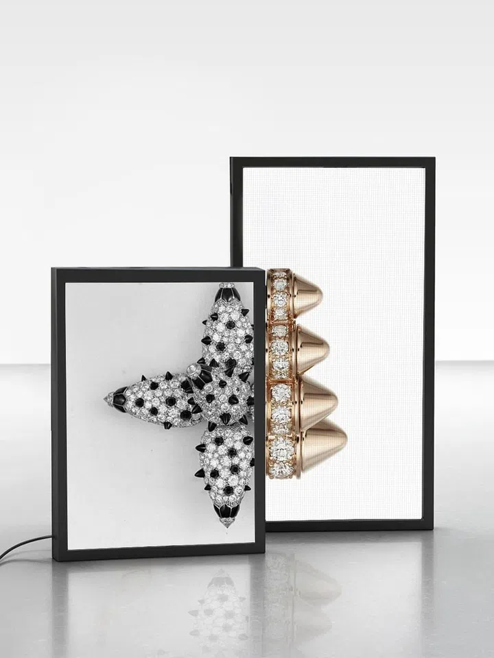 The picot stud was first used by Cartier in the early 20th century in creations such as this headpiece (left of image).