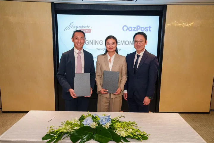 SingPost and Qazpost sign strategic cooperation agreement aimed at boosting eCommerce and logistics, and bolster development in both countries. (Photo: SingPost)