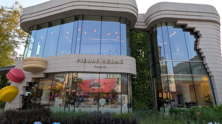 Pierre Hermé Singapore store
