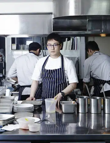 Chef Ryu Tae Hwan