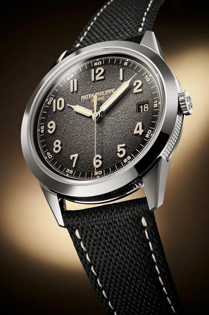 Ref. 5226G-001 Calatrava in white gold