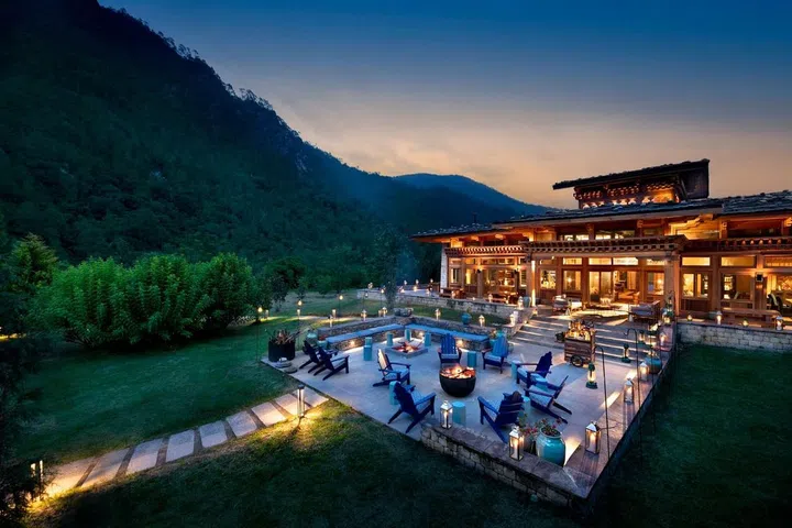 The exterior of Punakha lodge. (Photo: andBeyond)
