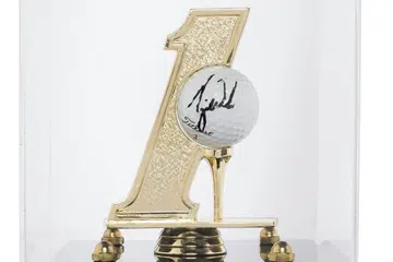 1996 Tiger Woods Hole-in-One Golf Ball from First Professional Tournament Greater Milwaukee Open_Heritage_Auctions_1 (1)