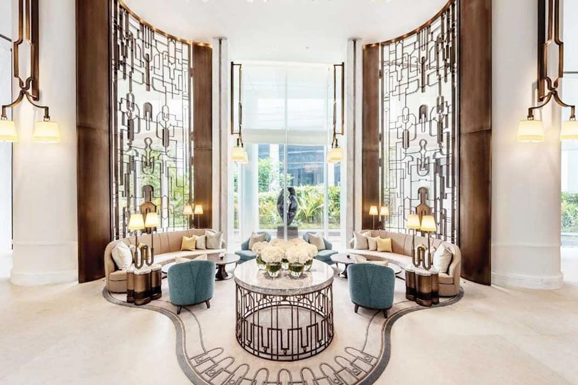 waldorf-astoria-bangkok-luxury-hotel