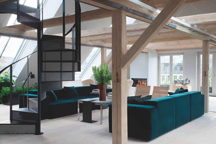 At Vipp Loft, design meets art. The fully equipped Vipp kitchen is also just waiting to be used.
