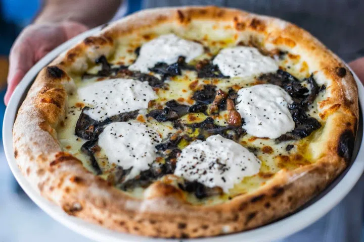 Burrata e Tartufo Pizza. Photo: il Cielo.