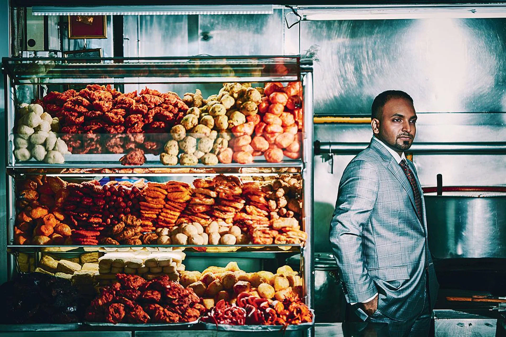 <center><a href="http://thepeakmagazine.com.sg/2016/08/habib-mohamed-habibs-rojak/" target="_blank"><b>Habib's Rojak</b></a></center>