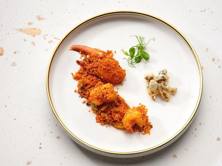 Wok-fried Boston lobster with garlic and dried chilli